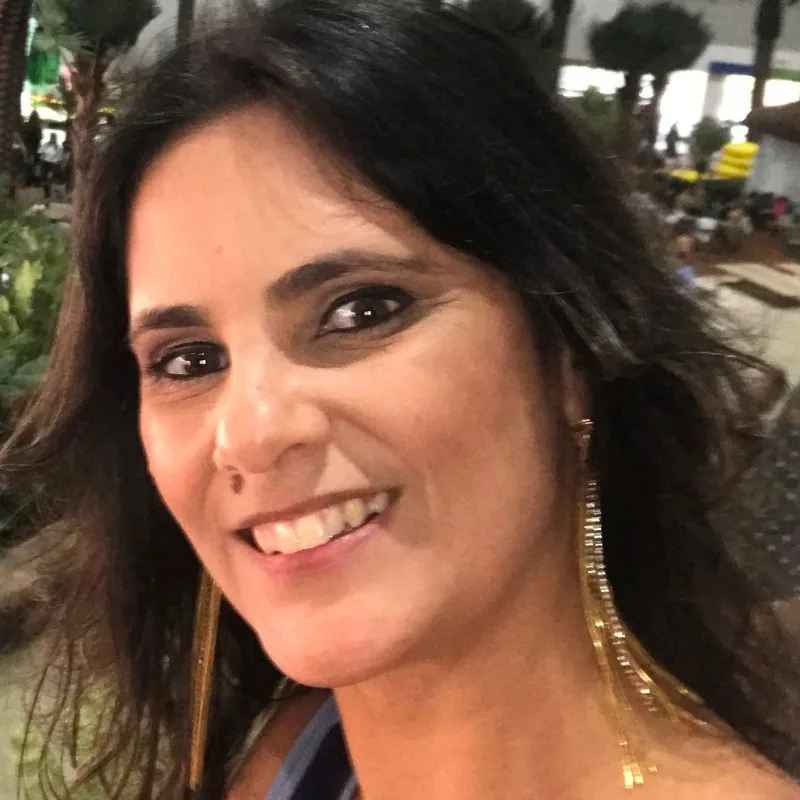 Elisangela de Souza Barros